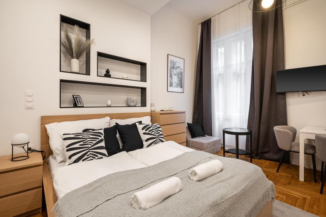 S6- Boutique Suites, Best Location By Bqa Budapest Exterior foto